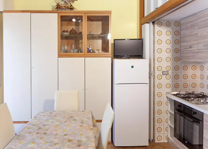Apartman Eveten - *
